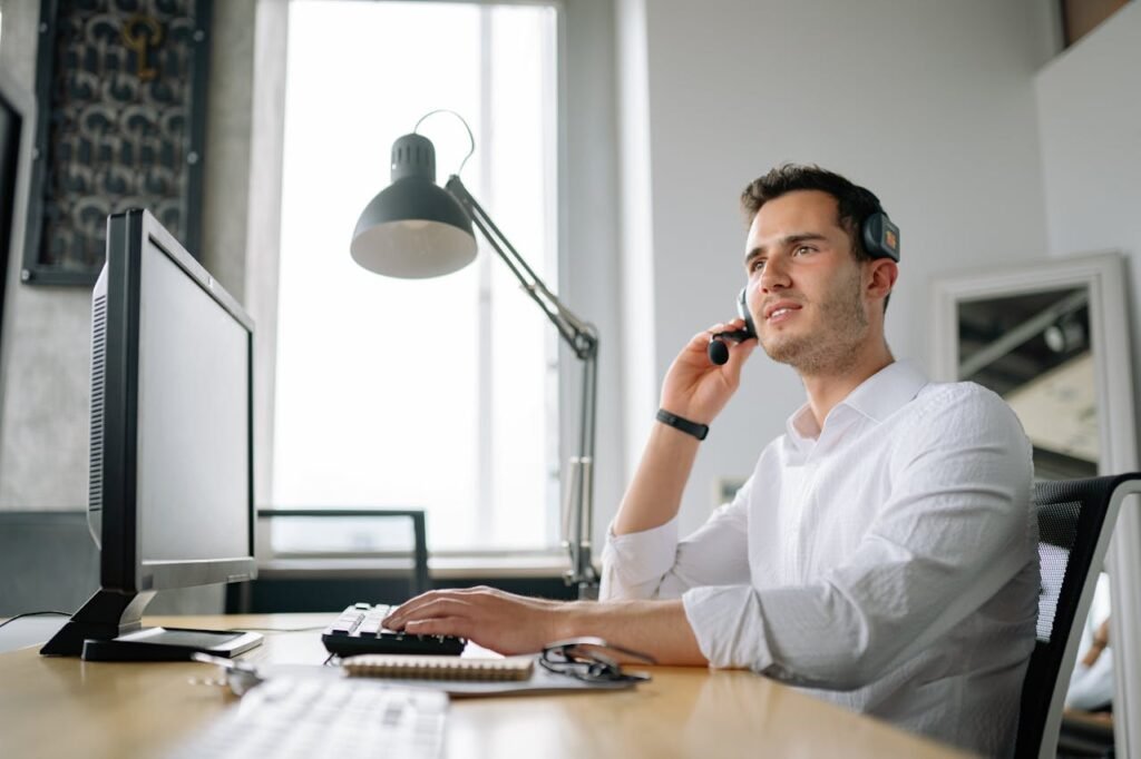 web3 customer service representative
